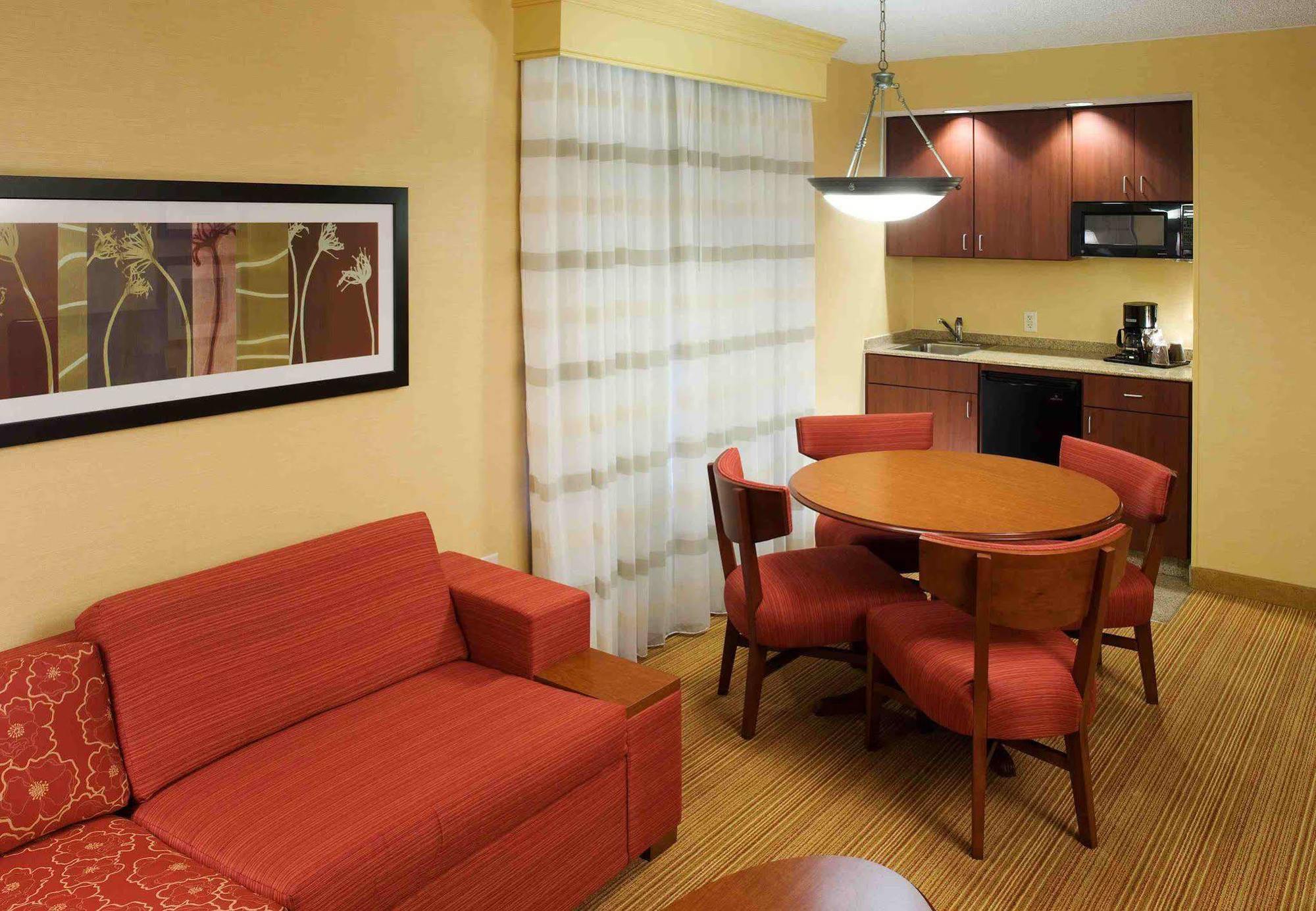 Courtyard Carolina Beach Oceanfront Exterior photo
