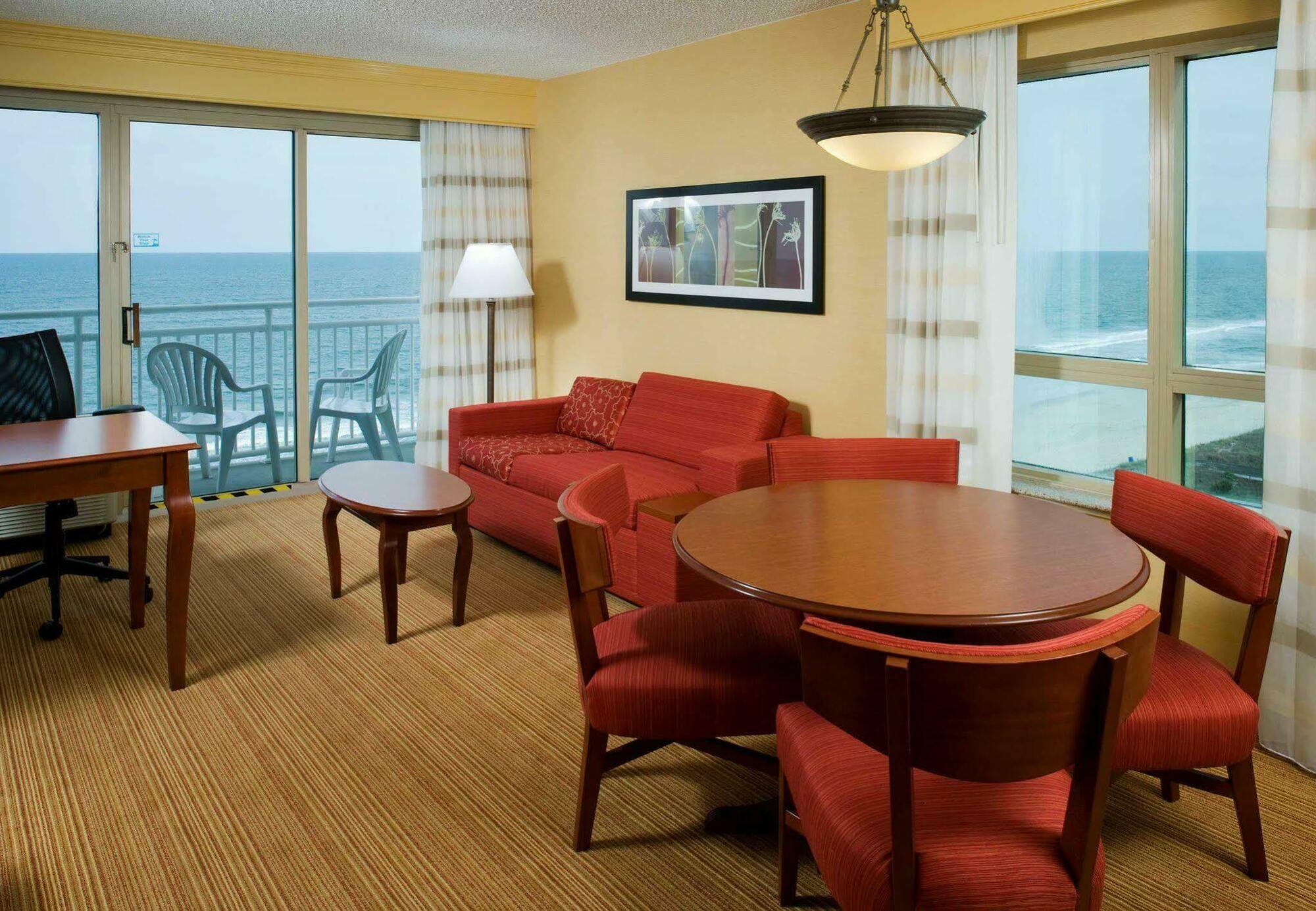 Courtyard Carolina Beach Oceanfront Exterior photo